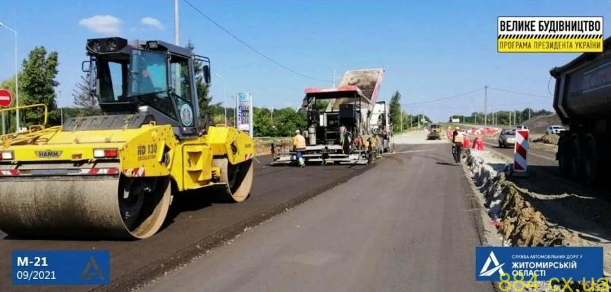 На Житомирщині триває зведення транспортної розв’язки на автодорозі М-21 поблизу Бердичева