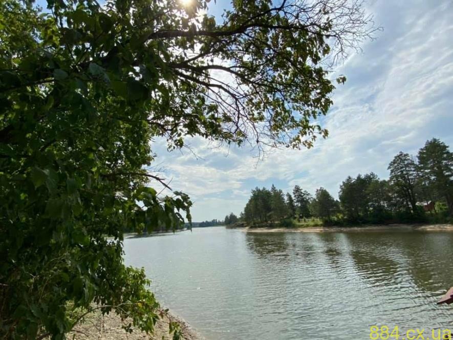 Мальовничі скелясті береги, столітні дуби та цілюще повітря: туристичні «родзинки» Тригірських лісових масивів, — ФОТО Мальовничі скелясті береги, столітні дуби та цілюще повітря: туристичні «родзинки» Тригірських лісових масивів, — ФОТО