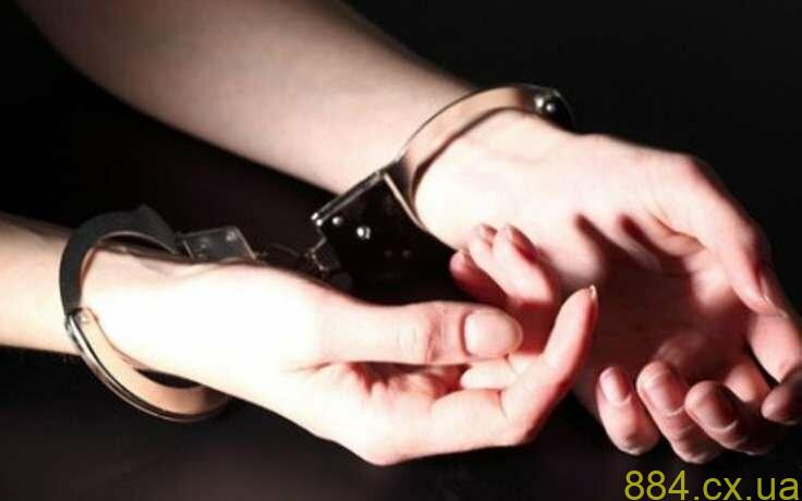 Поранення 19-річного хлопця на Житомирщині: 18-річну дівчину помістили під цілодобовий домашній арешт Поранення 19-річного хлопця на Житомирщині: 18-річну дівчину помістили під цілодобовий домашній арешт