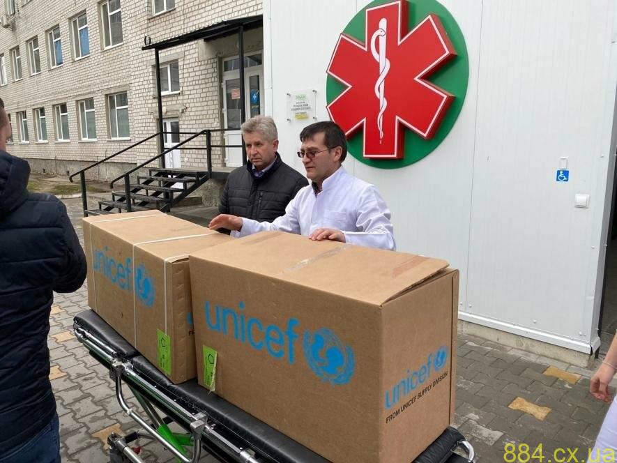 До пологового відділення КНП «Новоград-Волинське міськрайТМО» надійшла гуманітарна допомога від ЮНІСЕФ До пологового відділення КНП «Новоград-Волинське міськрайТМО» надійшла гуманітарна допомога від ЮНІСЕФ