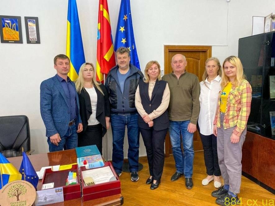 Віталій Бунечко зустрівся із заступницею Міністра молоді та спорту України Марини Попатенко та представниками ЮНІСЕФ Віталій Бунечко зустрівся із заступницею Міністра молоді та спорту України Марини Попатенко та представниками ЮНІСЕФ