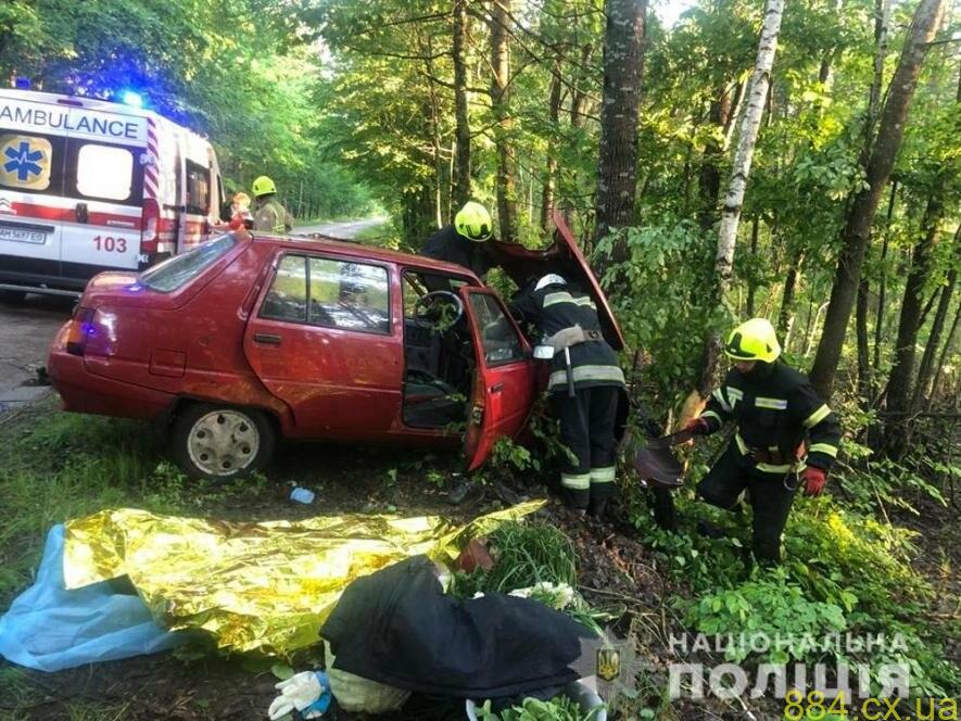 Коростишівська поліція з’ясовує обставини смертельної ДТП Коростишівська поліція з’ясовує обставини смертельної ДТП