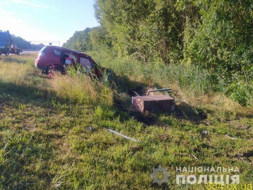 Поліція розслідує ДТП у Пулинській громаді, в якій травмувались кияни