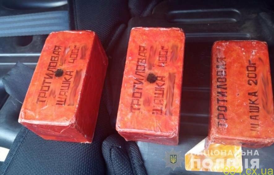 За півріччя на Житомирщині поліція вилучила з незаконного обігу понад 4 тисячі боєприпасів і понад 30 кг вибухівки За півріччя на Житомирщині поліція вилучила з незаконного обігу понад 4 тисячі боєприпасів і понад 30 кг вибухівки