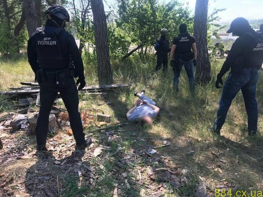 Збували фальшиві гроші та наркотичні засоби – на Житомирщині викрито міжрегіональну злочинну групу Збували фальшиві гроші та наркотичні засоби – на Житомирщині викрито міжрегіональну злочинну групу