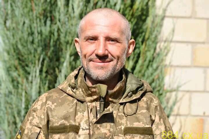 Чоловік працює на благо «колиски козацтва» понад 25 років, - історія бійця "тридцятки" Чоловік працює на благо «колиски козацтва» понад 25 років, - історія бійця "тридцятки"