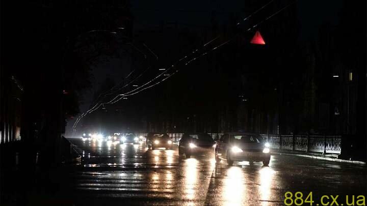 Зона видимості пішохода на дорозі у темну пору доби, — ІНФОГРАФІКА Зона видимості пішохода на дорозі у темну пору доби, — ІНФОГРАФІКА