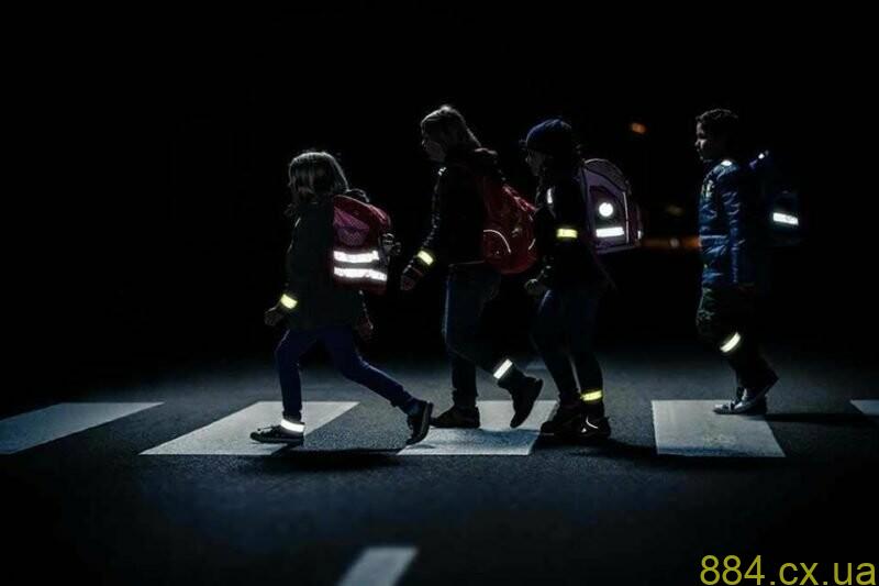 Як носити світловідбивачі Як носити світловідбивачі