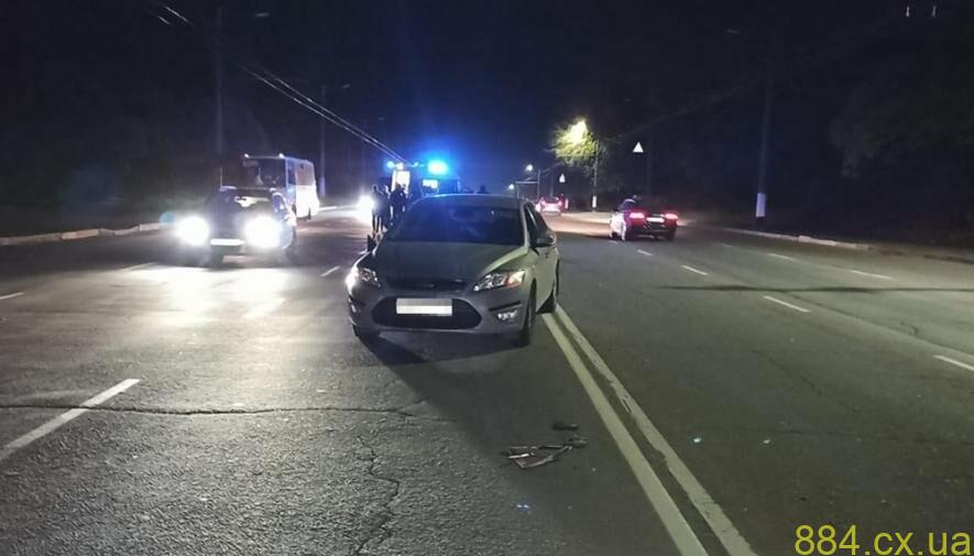 У Житомирі жінка потрапила під колеса авто У Житомирі жінка потрапила під колеса авто