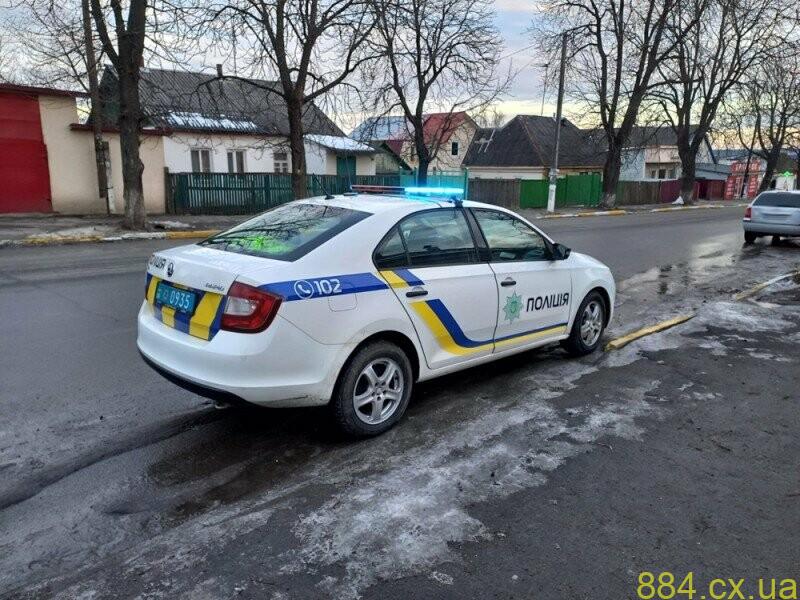 У Житомирському районі ще двоє керманичів за порушення правил безпеки намагалися відкупитись від поліцейських У Житомирському районі ще двоє керманичів за порушення правил безпеки намагалися відкупитись від поліцейських