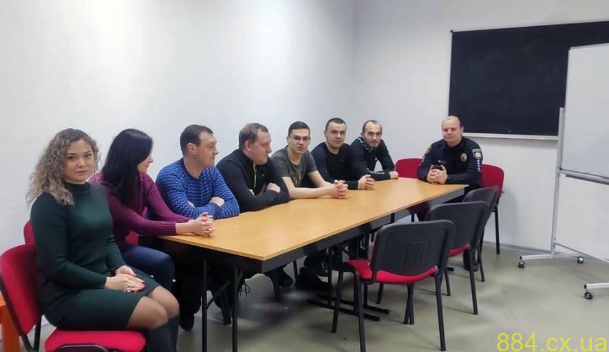 Результати роботи за рік та перспективи співпраці: дільничні офіцери Житомира звітують перед населенням