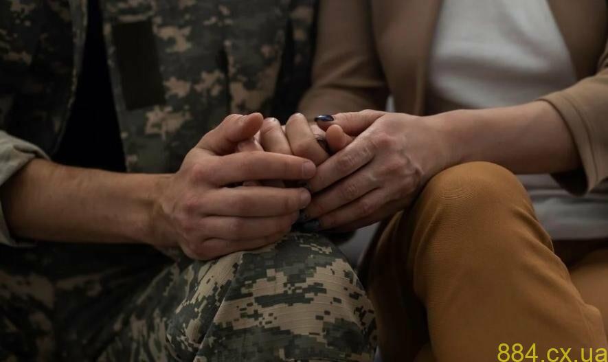 Поради психологів: Як спілкуватись з військовими, які щойно прибули з фронту? Поради психологів: Як спілкуватись з військовими, які щойно прибули з фронту?