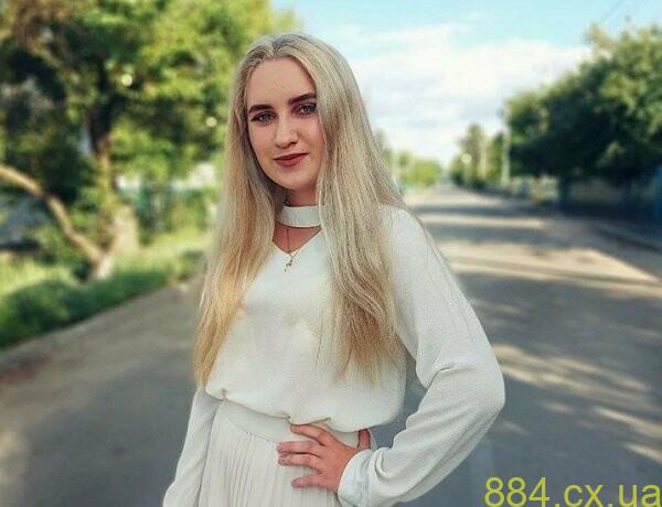 Єлизавета Вагнер: Хочу відкрити для себе світ, побачити його, подорожувати, але обов'язково працювати тут, в Україні! Єлизавета Вагнер: Хочу відкрити для себе світ, побачити його, подорожувати, але обов'язково працювати тут, в Україні!