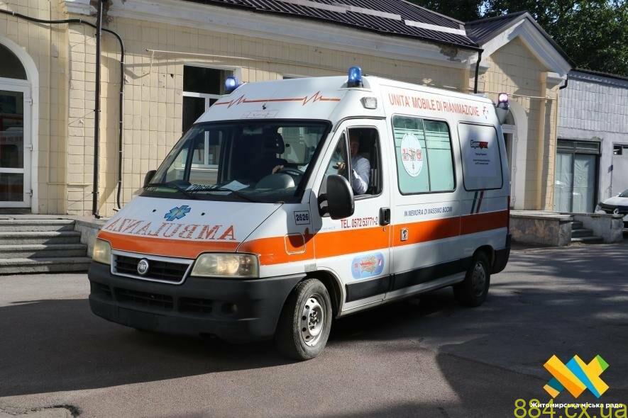 Житомир отримав «швидку» від благодійників — автівку передадуть військовим Житомир отримав «швидку» від благодійників — автівку передадуть військовим