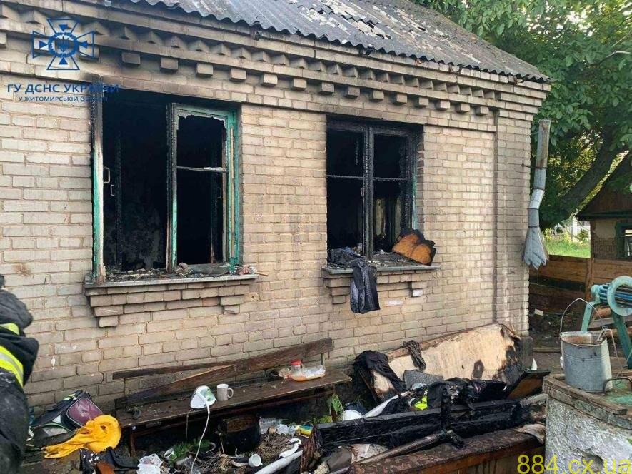 Трагедія на Житомирщині: під час ліквідації пожежі виявили тіло 13-річного хлопчика Трагедія на Житомирщині: під час ліквідації пожежі виявили тіло 13-річного хлопчика