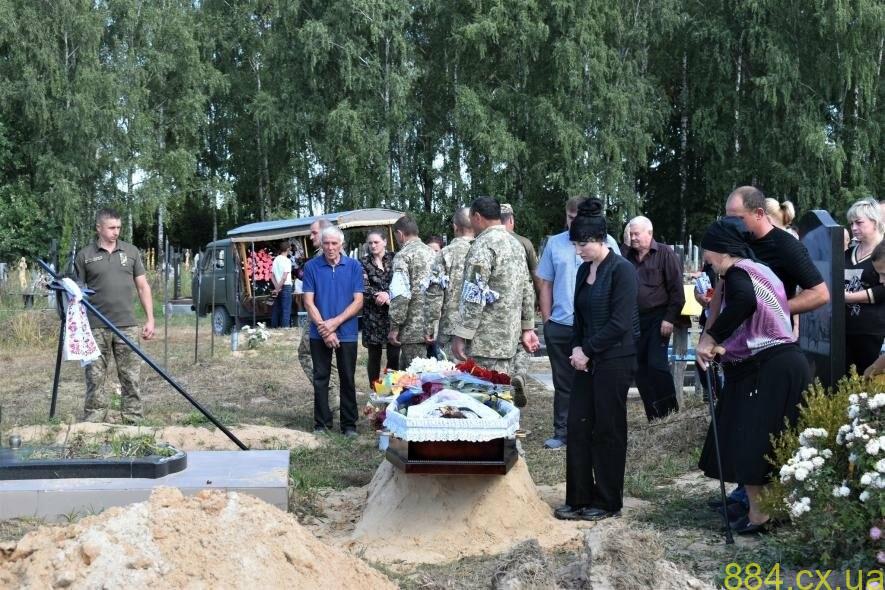 13 років свого життя віддала службі в Збройних силах України: на Житомирщині попрощалися з Іриною Авраменко, — ФОТО