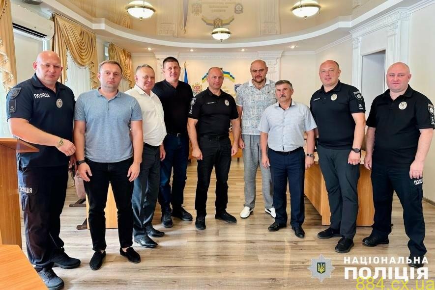 «Поліцейський офіцер громади»: на Житомирщині ще шість територіальних громад долучилися до проєкту «Поліцейський офіцер громади»: на Житомирщині ще шість територіальних громад долучилися до проєкту