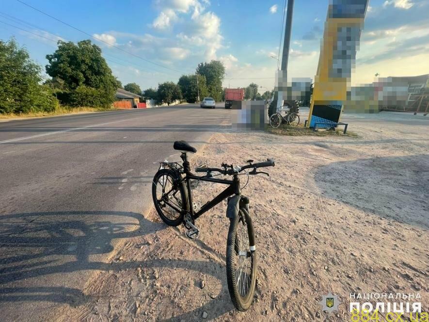 У Житомирі під колеса вантажівки потрапив велосипедист У Житомирі під колеса вантажівки потрапив велосипедист