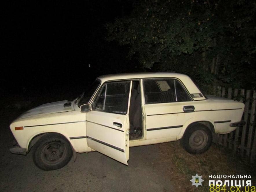 Хотів покататися на чужій автівці: на Житомирщині поліцейські затримали причетного до викрадення легковика Хотів покататися на чужій автівці: на Житомирщині поліцейські затримали причетного до викрадення легковика