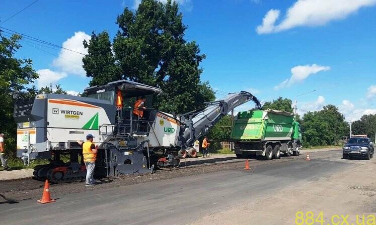 Проводимо роботи з експлуатаційного утримання на міжнародній дорозі в Житомирському районі, — Служба відновлення Проводимо роботи з експлуатаційного утримання на міжнародній дорозі в Житомирському районі, — Служба відновлення
