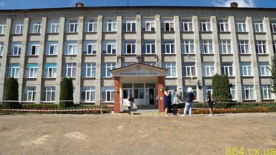 Житомир: програма розвитку ООН спільно з Європейським Союзом розпочали відновлювальні роботи в ліцеї № 26, — ВІДЕО Житомир: програма розвитку ООН спільно з Європейським Союзом розпочали відновлювальні роботи в ліцеї № 26, — ВІДЕО