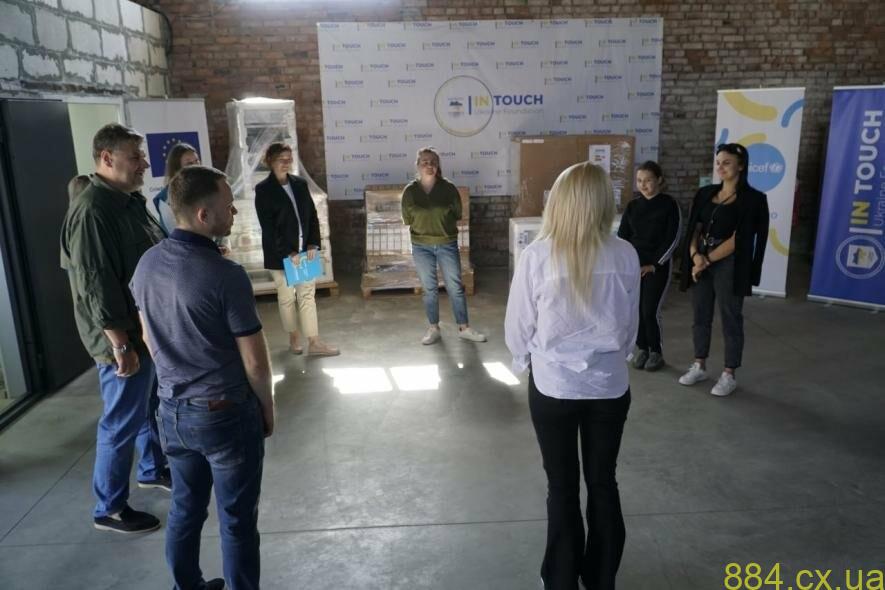 Житомирщина: розпочався наступний етап програми допомоги родинам, які втратили когось із батьків на війні Житомирщина: розпочався наступний етап програми допомоги родинам, які втратили когось із батьків на війні