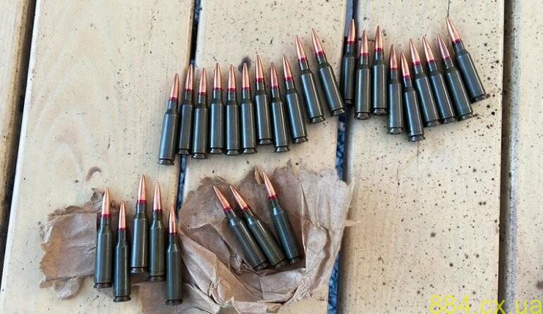 Минулої доби поліцейські вилучили патрони у двох чоловіків на Житомирині Минулої доби поліцейські вилучили патрони у двох чоловіків на Житомирині