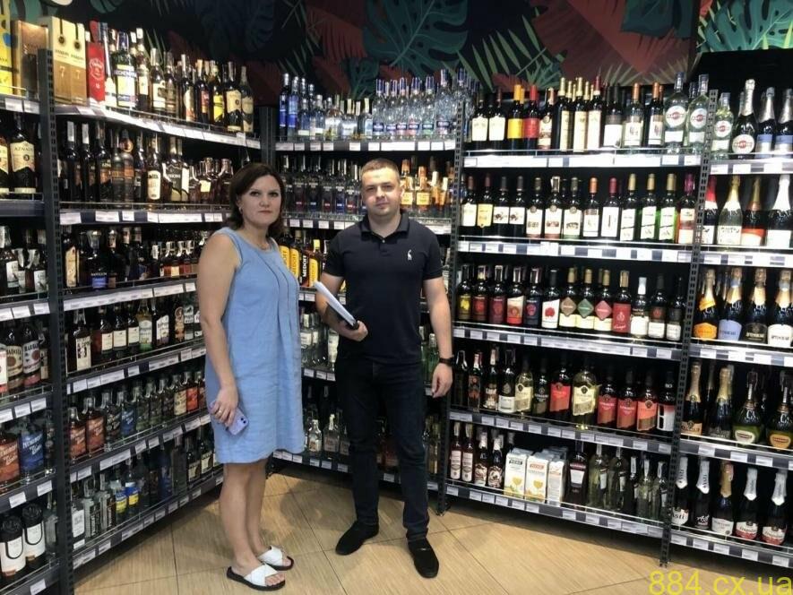 На Житомирщині інспектори відвідали понад 500 роботодавців в рамках інформаційної кампанії «Виходь на світло!» На Житомирщині інспектори відвідали понад 500 роботодавців в рамках інформаційної кампанії «Виходь на світло!»