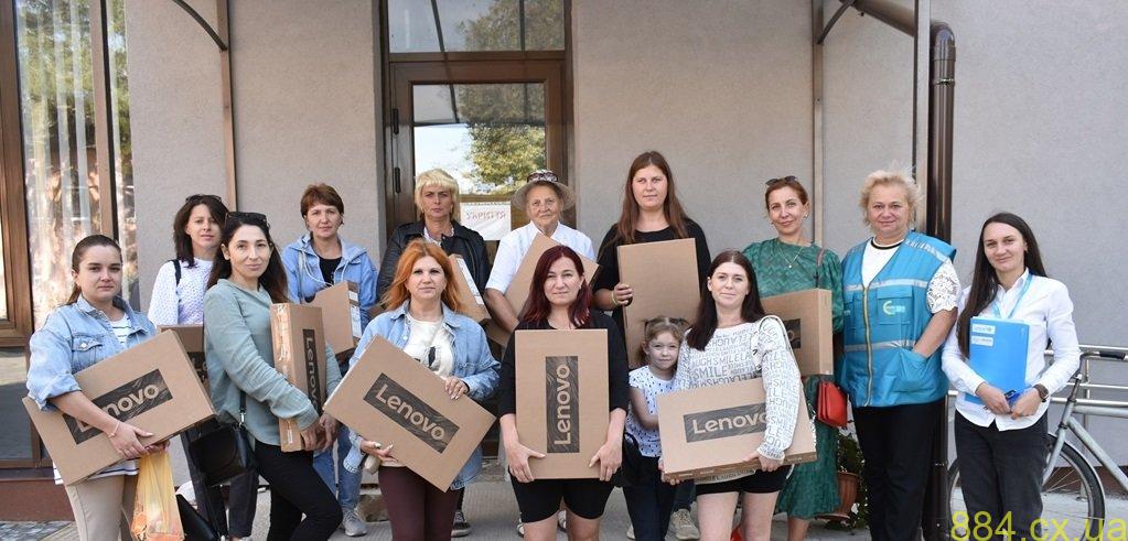 У Звягельській громаді від Дитячого фонду ООН UNICEF Ukraine отримали допомогу 42 сім'ї У Звягельській громаді від Дитячого фонду ООН UNICEF Ukraine отримали допомогу 42 сім'ї