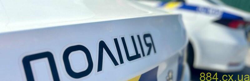 У Звягелі поліцейські виявили чоловіка, який їздив з підробленим посвідченням: порушення задокументовано У Звягелі поліцейські виявили чоловіка, який їздив з підробленим посвідченням: порушення задокументовано