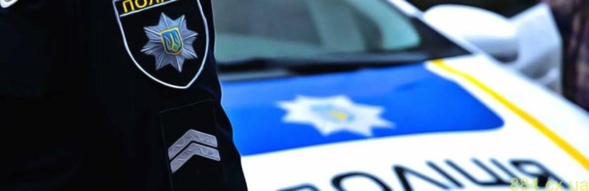 У Звягелі поліція зупинила на вулиці 19-річну дівчину і виявила заборонені речовини У Звягелі поліція зупинила на вулиці 19-річну дівчину і виявила заборонені речовини