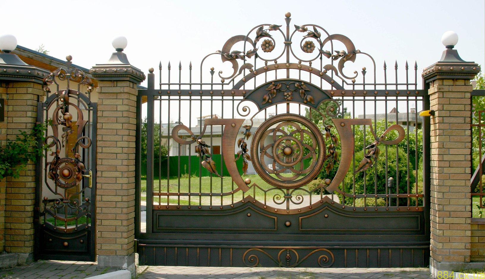 Чому важливо замовляти ковані елементи у досвідченого виробника Чому важливо замовляти ковані елементи у досвідченого виробника